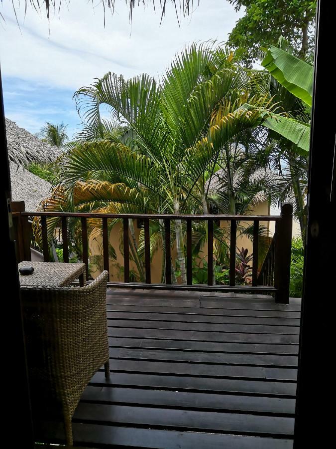 Beyond The Blue Horizon Boutique Bungalows Haad Chao Phao Exterior photo